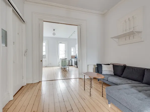 445 Grand Street image 11 of 28