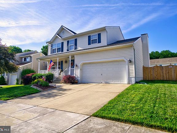 2nd image of 3217 Art Hall Ln