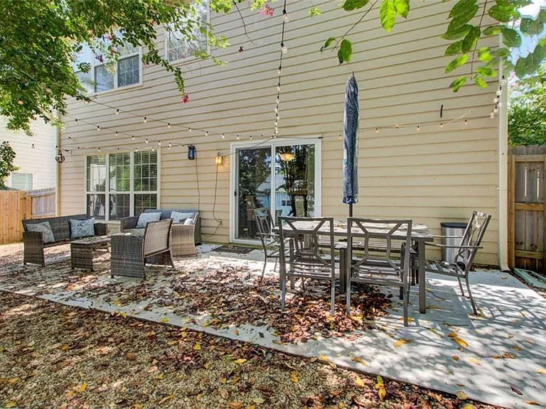 513 Stepney Ct SE — Photo 11