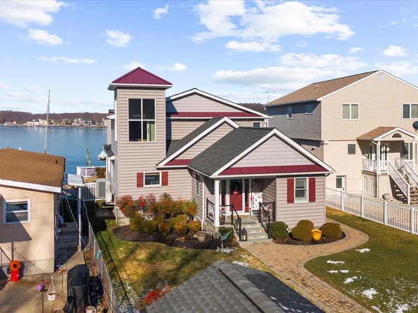 3830 New Section Rd, Baltimore, MD 21220