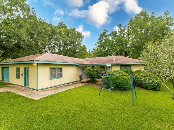 1020 Avenue H, Bogalusa, LA 70427