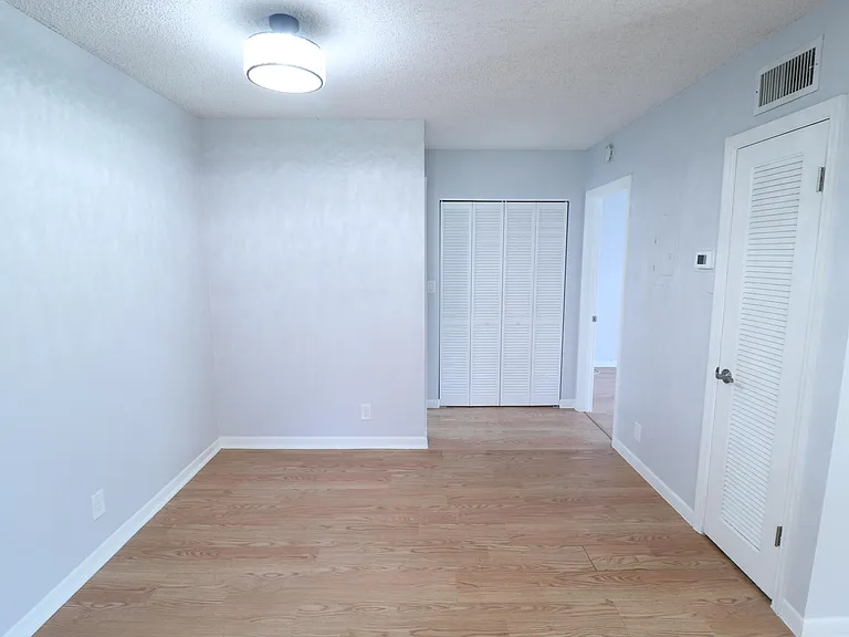 1271 NW 13th St #356E — Photo 6