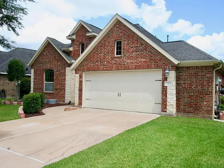 28222 Helmsman Knolls Dr — Photo 1