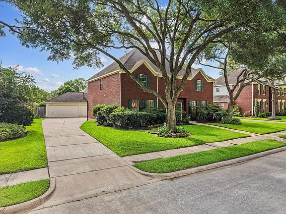 3rd image of 11807 Mighty Redwood Dr