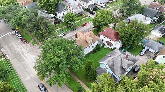 4th image of 1700 Bever Ave SE