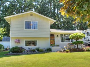 5717 190th Ave E, Lake Tapps, WA 98391