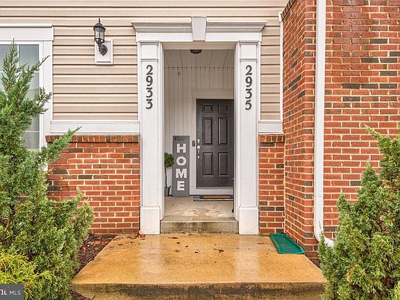 2nd image of 2935 Gilder Way #76