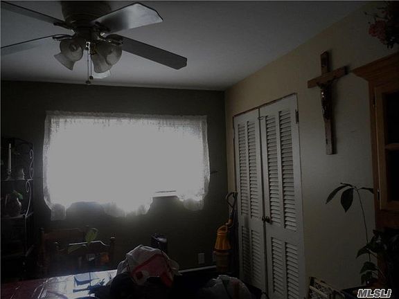 3rd image of 66 William St