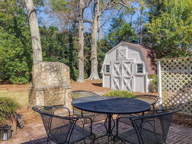 1208 Penny Cir — Photo 11