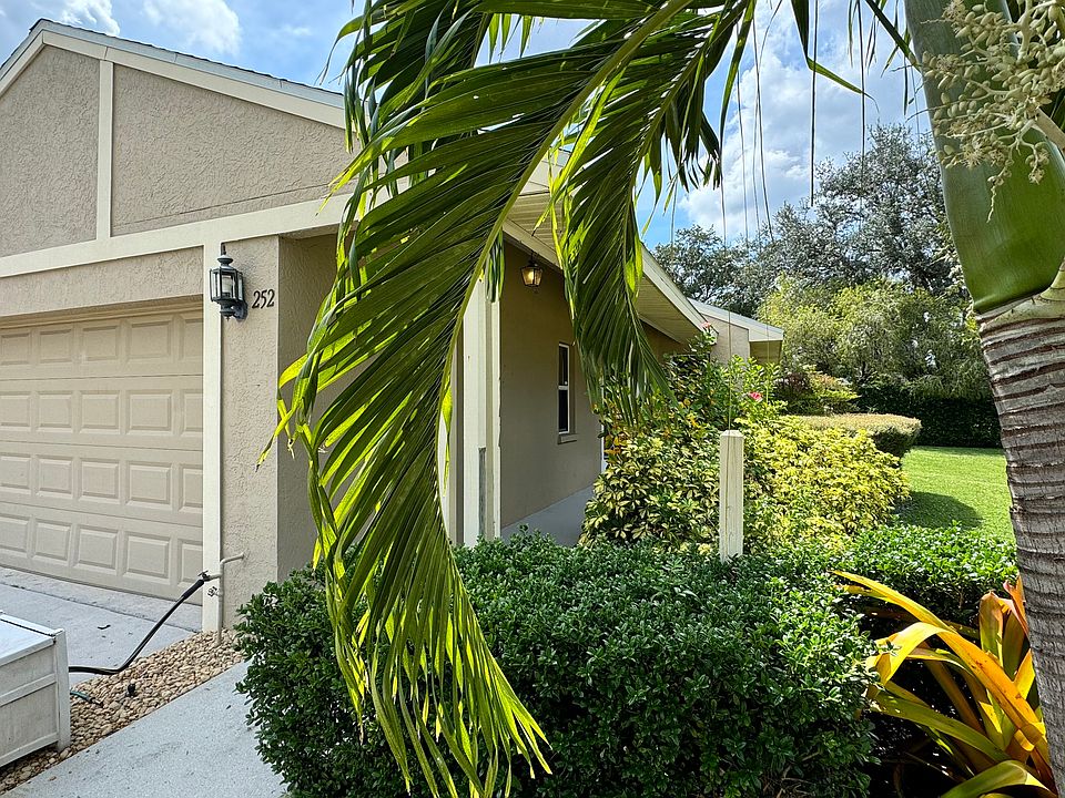Attached 2-car garage