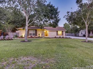 223 Lake Ridge Dr, Seguin, TX 78155