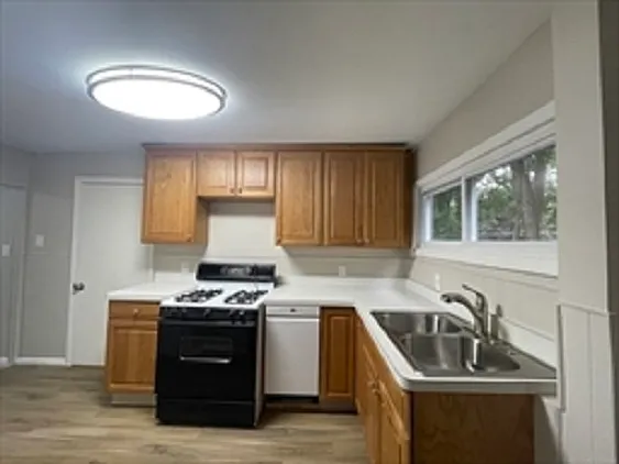 22 Oakland Rd #22 — Photo 6
