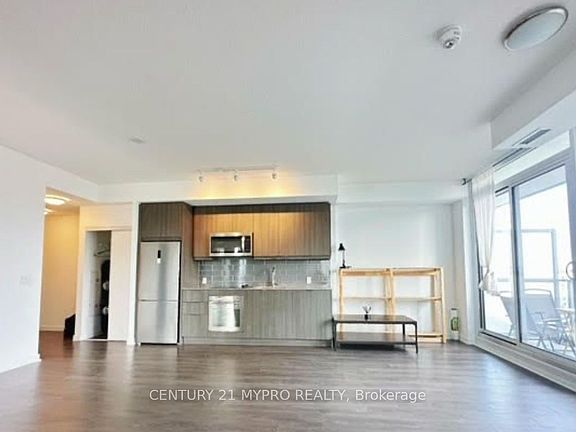 3rd image of 38 Forest Manor Rd #704