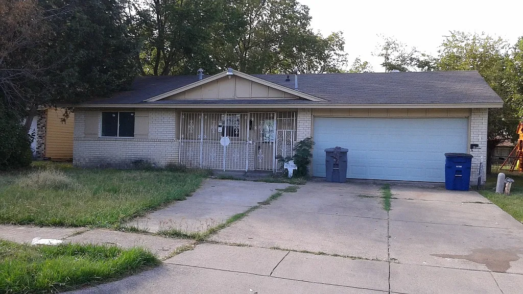 3 bed, 1083 sqft, $1,650 — Photo 2