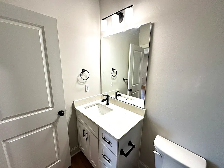 525 N Linwood Ave — Photo 27