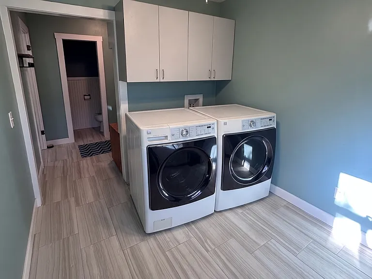 5912 N Sterling Dr — Photo 18