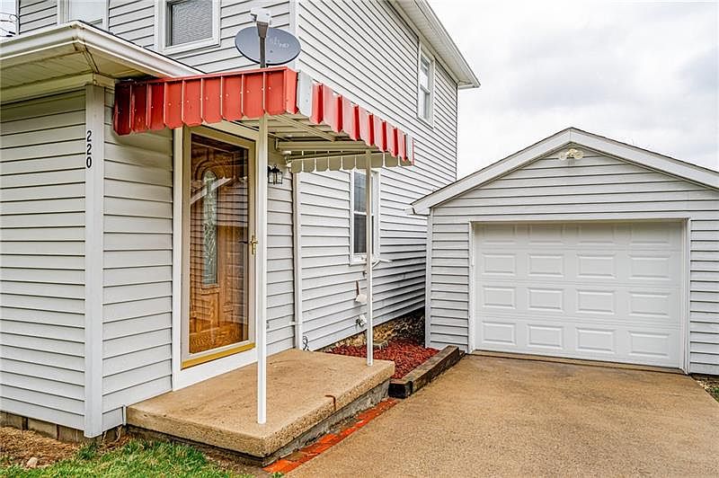 220 2nd St, Slickville, PA 15684 Zillow