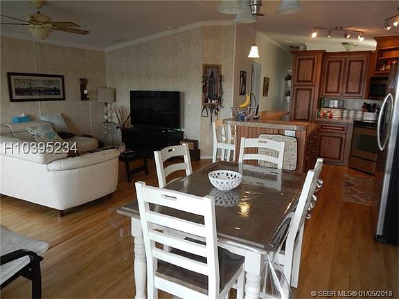 4th image of 2909 Lakeshore Dr