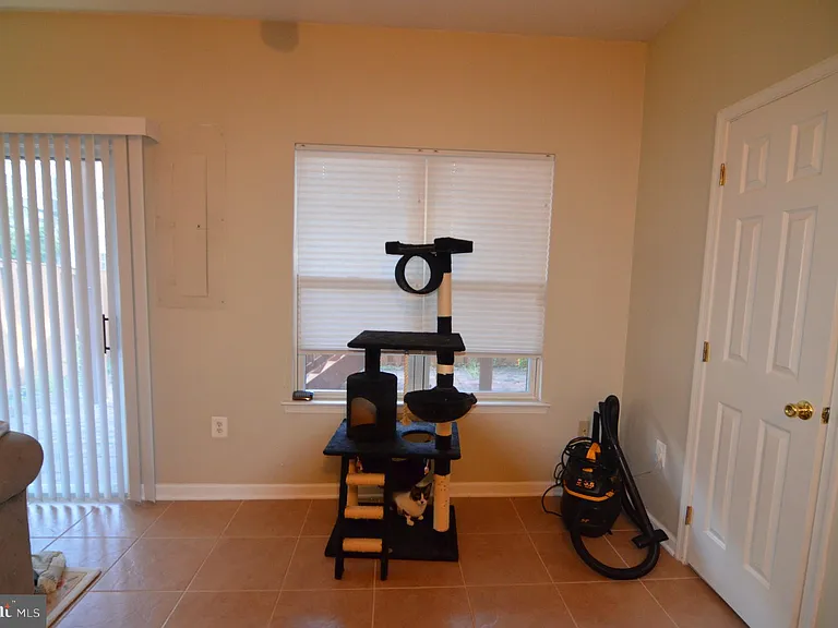 2946 Saxon Flowers Dr — Photo 39