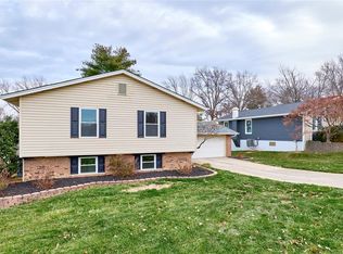 242 Berlekamp Dr, Saint Charles, MO 63303