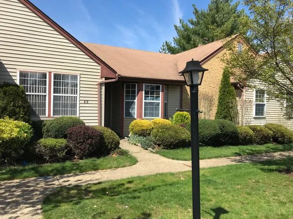 6B John Adams Ct #6B, Monroe Township, NJ 08831