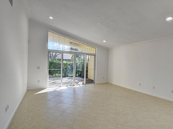 5th image of 7108 Bent Menorca Dr