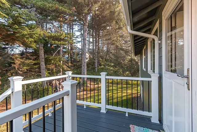 2346 NW Keel Ave — Photo 12