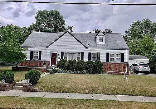15 Cornell Rd Photo 1