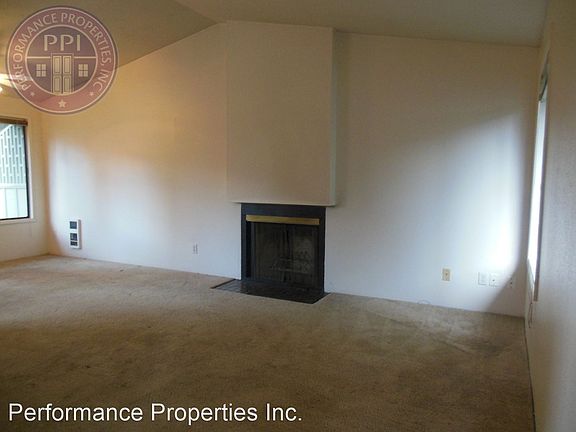 3rd image of 6951 SW Montauk Cir #5662219