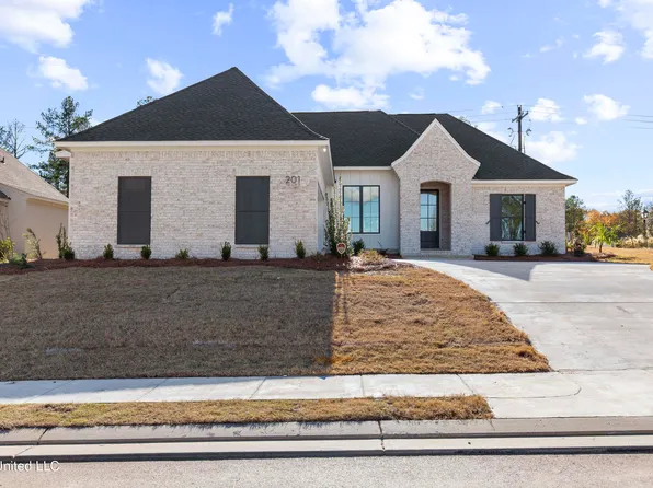 201 Lakecrest Dr, Madison, MS 39110