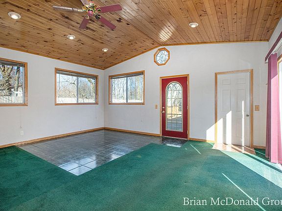 5th image of 5731 Monticello Ave