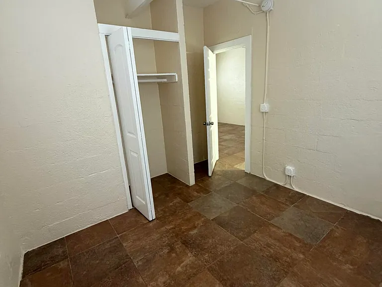 620 20th St #1 — Photo 5