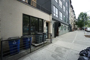 Rented by Rennit Inc.