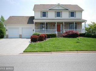 962 Devine Dr, Strasburg, VA 22657