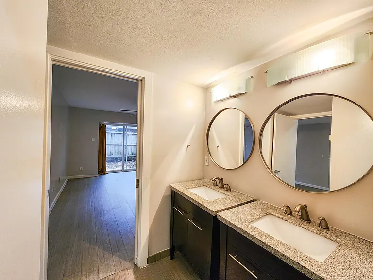 2575 Marilee Ln #1 — Photo 12
