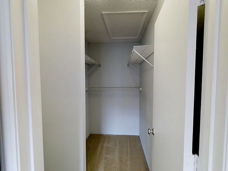 Copper Creek Apartments — Photo 41