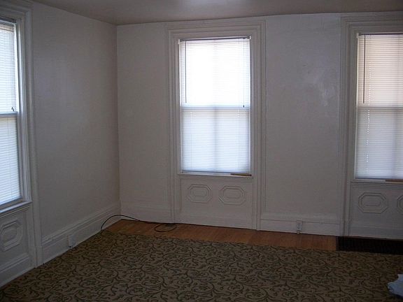 3rd image of 428 Clinton Ave APT 1