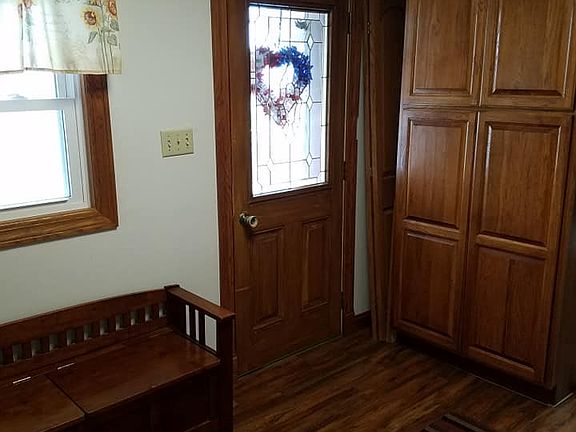 mudroom entrance