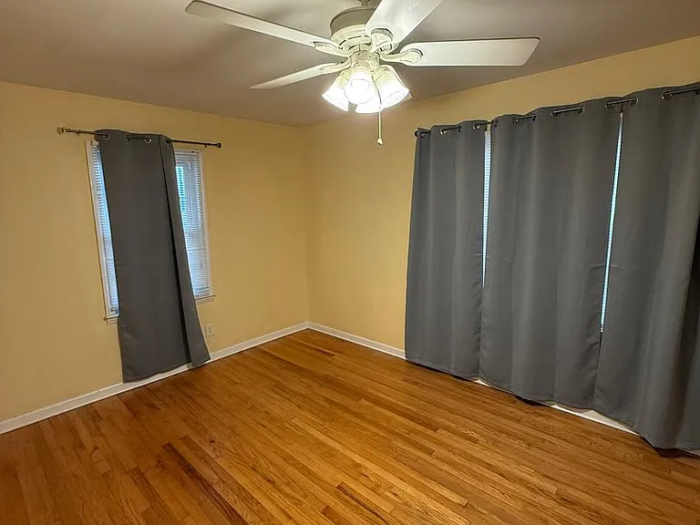 206 Andrews Ln — Photo 2