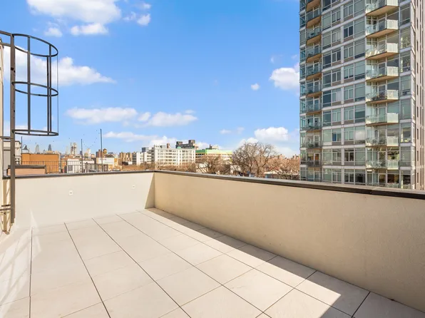 166 Washington Avenue image 2 of 7