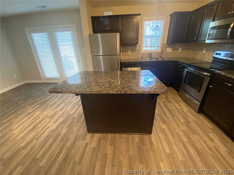 2514 Gardner Park Dr — Photo 6