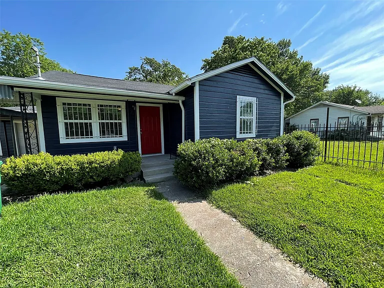 3211 Retta St — Photo 9