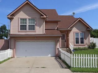 918 Pacific Ave, Kansas City, KS 66101