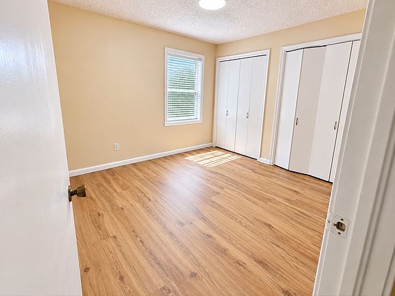 5th image of 618 Church St APT 5