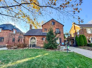 2235 Meadowwood Dr, Toledo, OH 43606