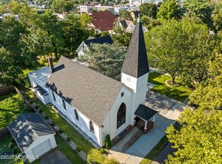 73 3rd Ave #A, Atlantic Highlands, NJ 07716
