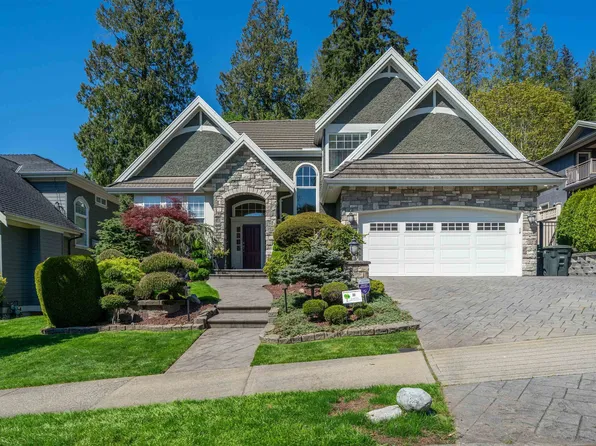 7533 Curtis St, Burnaby, BC V5A 4W7