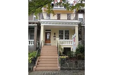 808 L St NE photo 1