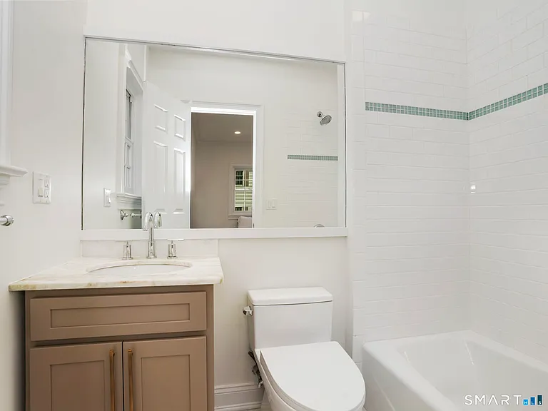147 Holly Hill Ln #2 — Photo 20