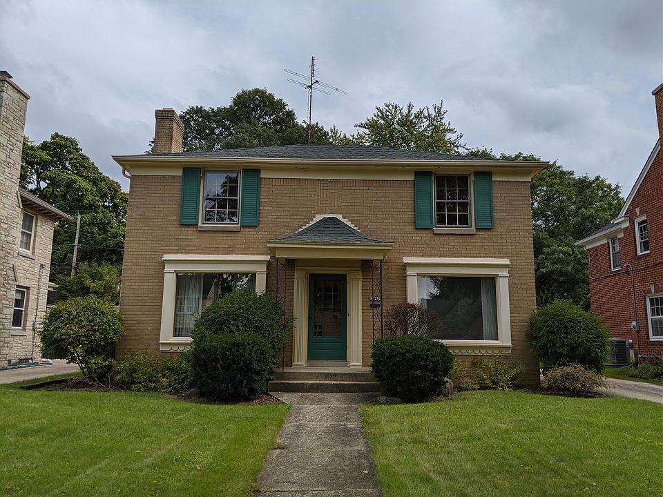 1st image of 2442 N 91st St